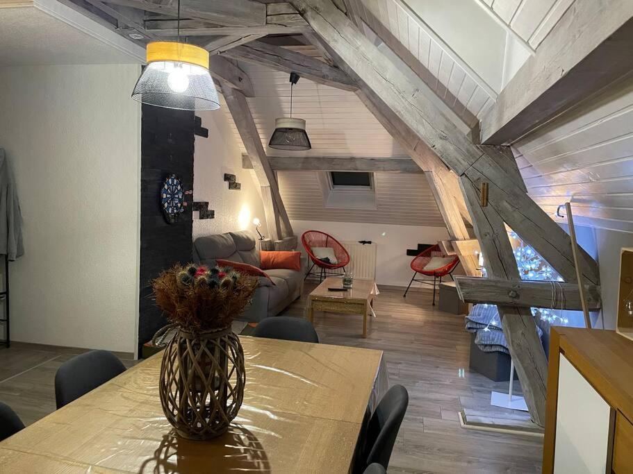 Apartamento Loft Avec Jardin Corcieux Exterior foto